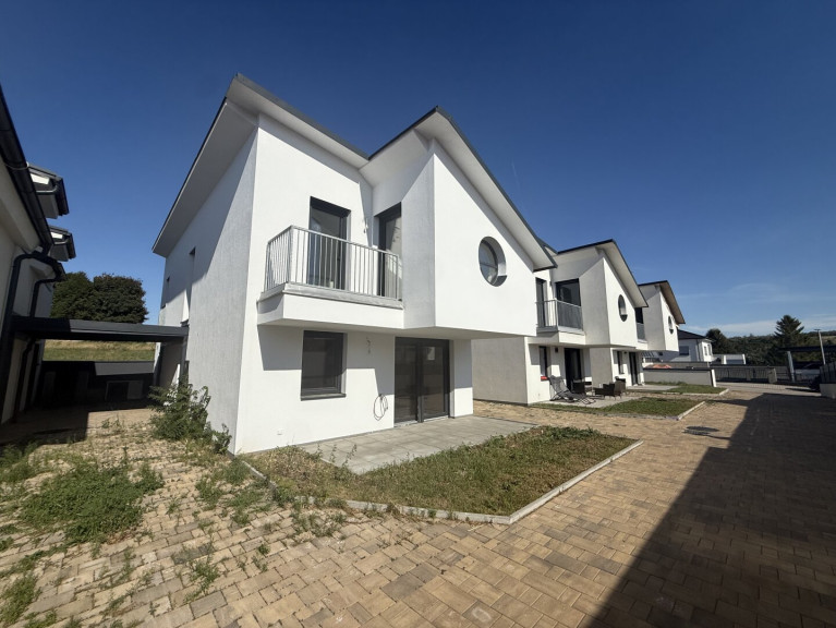 Haus - 7100, Neusiedl am See - Modernes Reihenhaus in Neusiedl am See