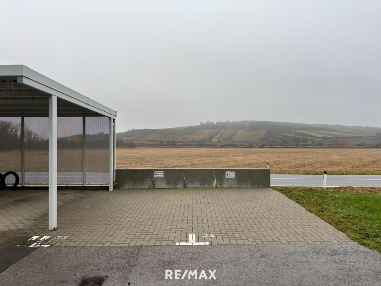 Immobilie - 2123, Schleinbach - Stellplätze in umittelbarer Nähe zum Bahnhof!