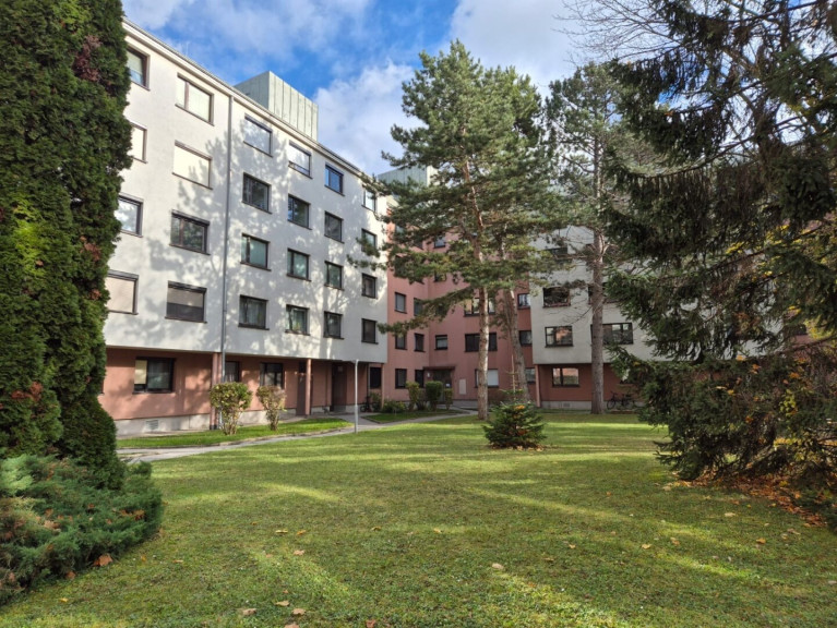 Wohnung - 1230, Wien - Moderne, unmöblierte Dachgeschoß-Eigentumswohnung in 1230 Wien: 3 Zimmer, vollrenoviert und Topausgestattet!