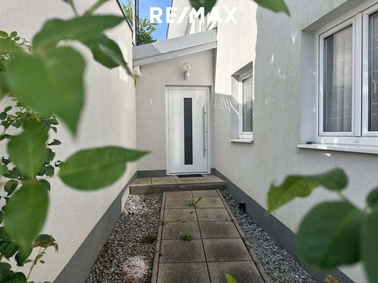 Haus - 4863, Seewalchen am Attersee - Ihr Traumhaus in Seewalchen: 4 Zimmer, Terrasse, Sauna!