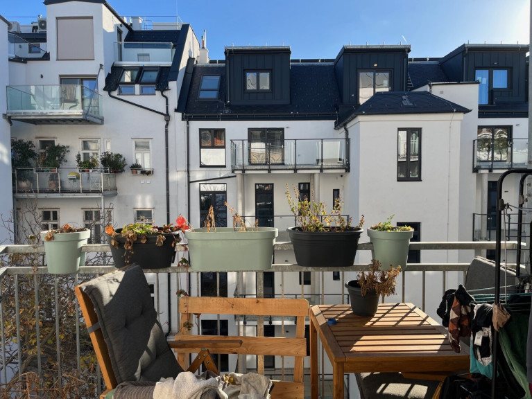 Wohnung - 1090, Wien - Währinger Gürtel - 2 Zimmer Altbau mit hofseitigem Balkon