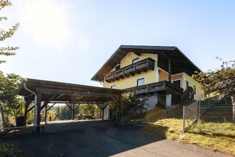 Haus - 8451, Kranach / Sauberg - 8451 Kranach: Idyllisches Wohnhaus mit Rundumblick in absoluter Ruhelage