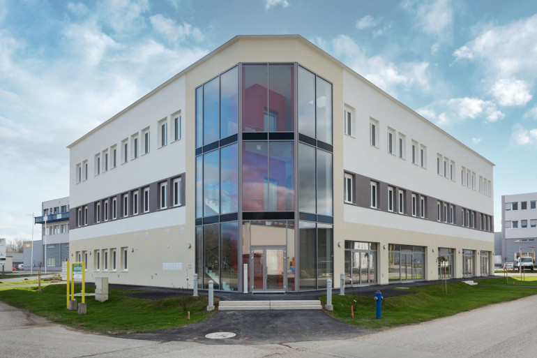 ARED Park - modernes Büro im neu errichteten Gebäude!