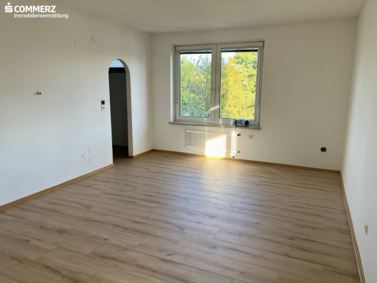 Wohnung - 2620, Neunkirchen - Sonniges Eigentum mit Garage