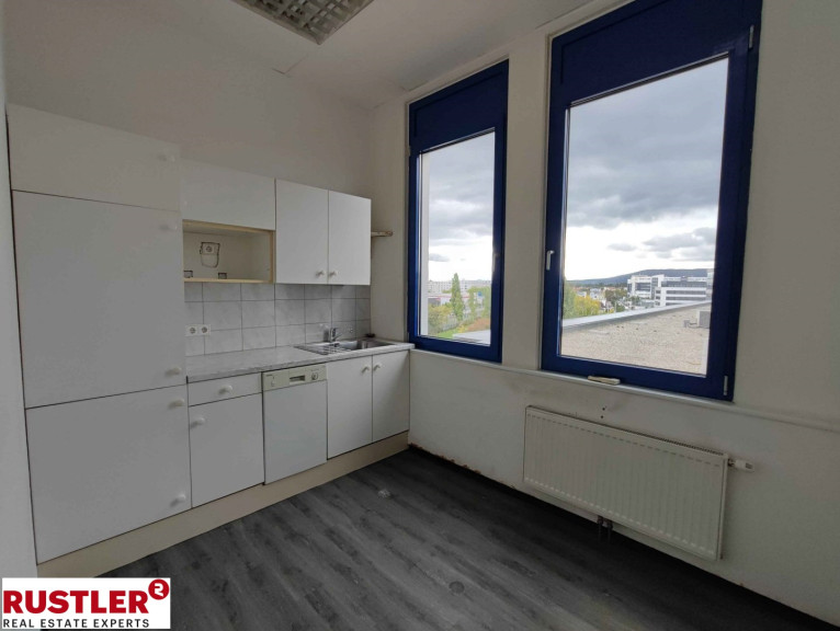 Büro / Praxis - 1230, Wien - Bürofläche mit Rundumblick im 23. Bezirk