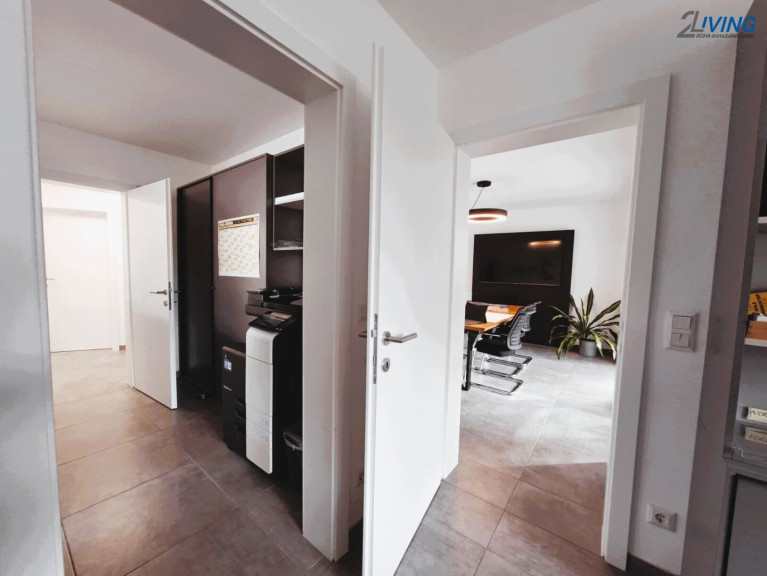 Büro / Praxis - 1220, Wien - Büro- voll möbliert - 84 m² Nähe Kaiserwasser - inkl. Klimaanlage