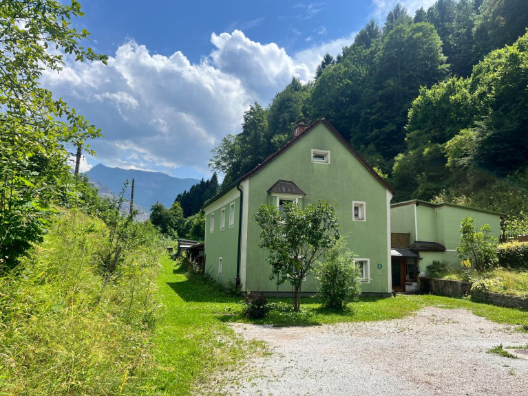 Haus - 8790, Eisenerz - "Vielseitiges Wohnhaus mit Charakter in historischer Umgebung"
