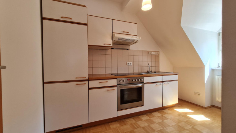 Wohnung - 8700, Leoben - "Kompakt wohnen - Altbau-Starterwohnung in Zentrumsnähe"
