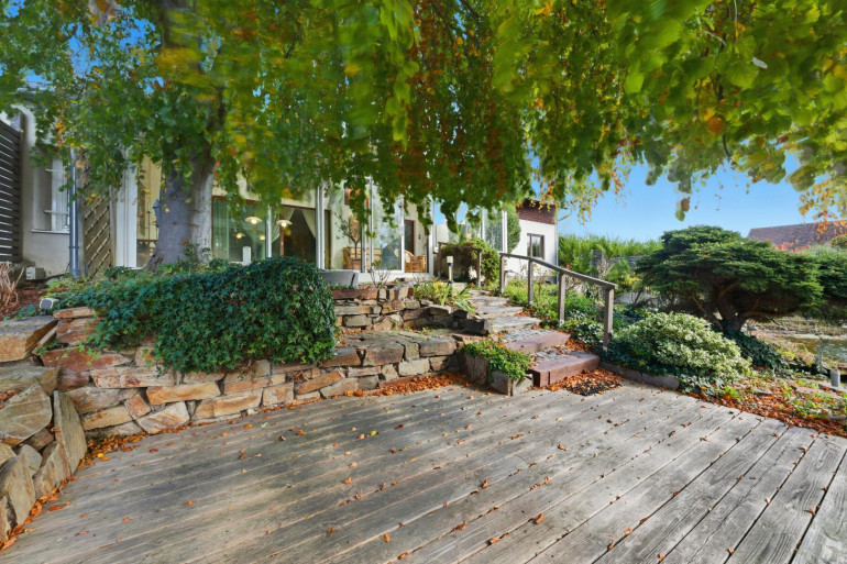 Haus - 2013, Göllersdorf - Ihr persönliches Wohnparadies: Ein Refugium für Naturliebhaber – Wohnen am eigenen Schwimmteich!