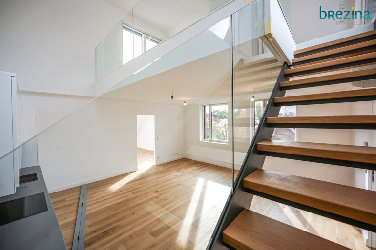 Wohnung - 1130, Wien - Wie GEILO - Beinahe Erstbezug – Dachgeschosswohnung mit zwei Dachterrassen und Gartenparzelle in Hietzing -Ost-Süd-Westausrichtung