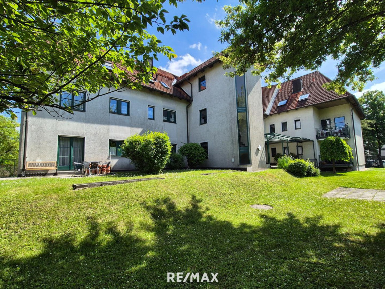 Wohnung - 2232, Deutsch-Wagram - Eigentumswohnung mit Terrasse, Garagenplatz und Gemeinschaftsgarten