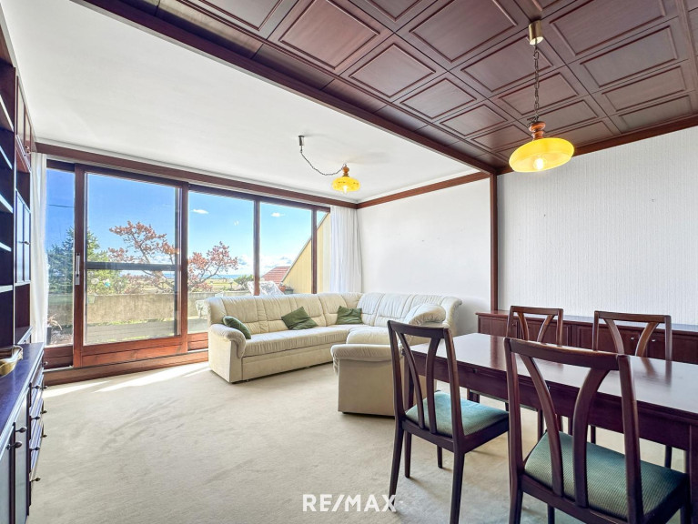 Wohnung - 2241, Schönkirchen - Neuer Preis! Große Maisonettewohnung  mit Balkon in Schnellbahnnähe