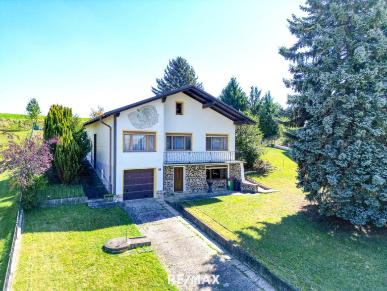 Haus - 2244, Spannberg - Gut gepflegtes Einfamilienhaus großer Garten