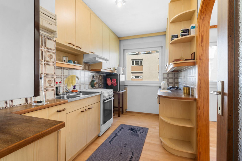 Wohnung - 1150, Wien - 3-Zimmer Wohnung in Nibelungenviertel - nahe der Stadthalle.Bieterverfahren!!!