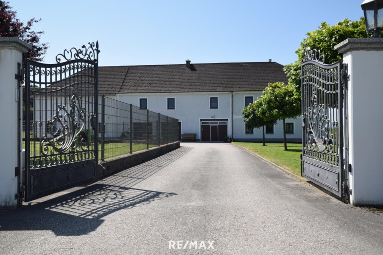 Land und Forstwirtschaft - 3323, Neustadtl-Umgebung - Neu adaptierter Vierkanter in Alleinlage