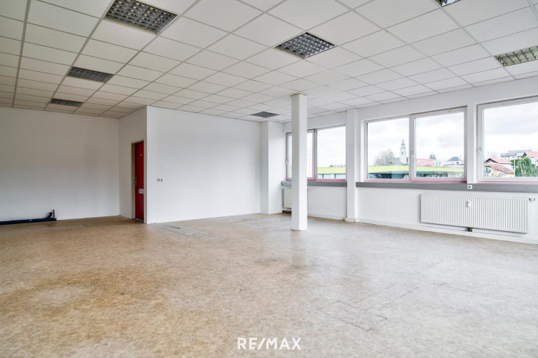 Büro / Praxis - 5204, Straßwalchen - Viel Raum für Ihre Ideen – flexibel nutzbare Bürofläche