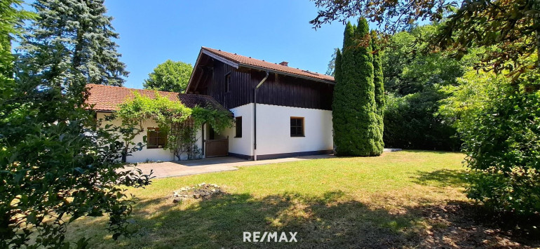 Haus - 5112, Lamprechtshausen - PREISREDUKTION - Familienzeit im Grünen