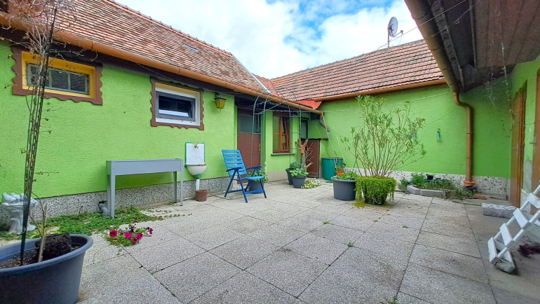 Haus - 2074, Kleinhöflein - Barrierefreies Bauernhaus mit 2 kleinen Innenhöfen