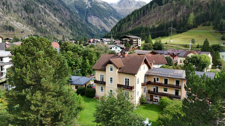 Gastgewerbe - 9822, Mallnitz - Charmantes Appartementhaus mit 4 Ferienappartements und Privatwohnung