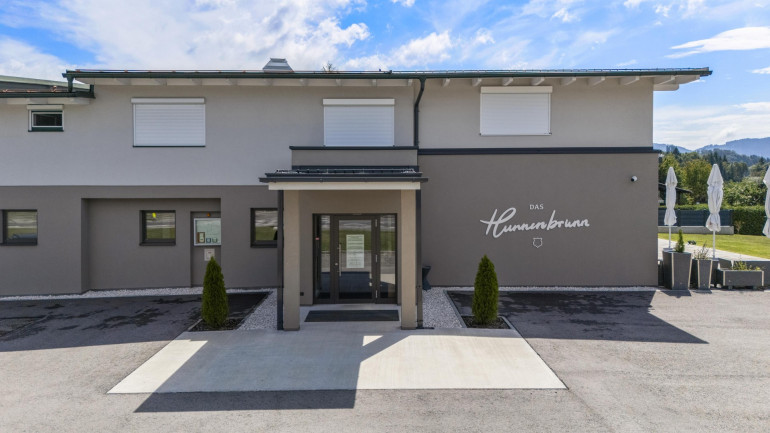 Sonstige - 9300, Hunnenbrunn - DAS HUNNENBRUNN - hochinteressantes Restaurant und 2 großzügige Wohnungen