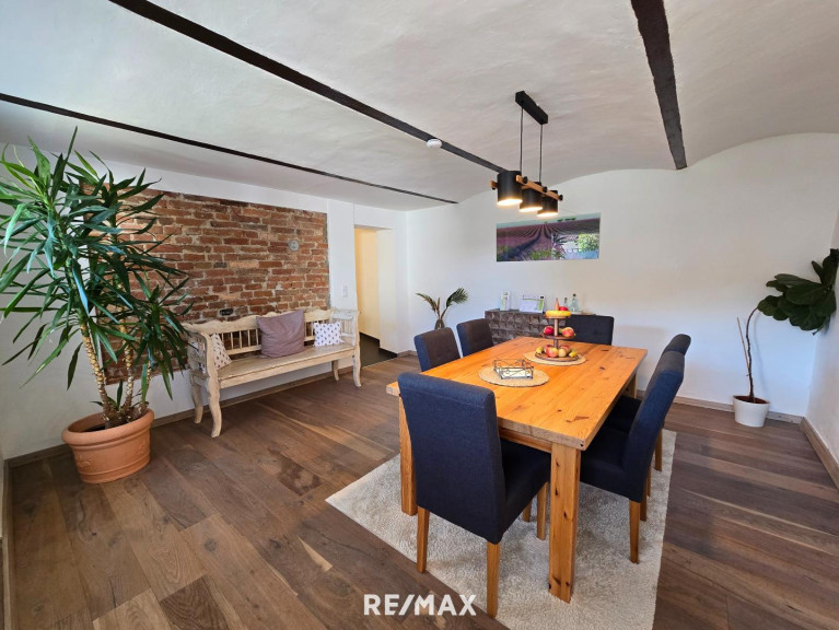 Haus - 7461, Stadtschlaining - Einfamilien-/Ferienhaus verbindet historischen Charme mit modernem Wohnkomfort mit Burgblick!