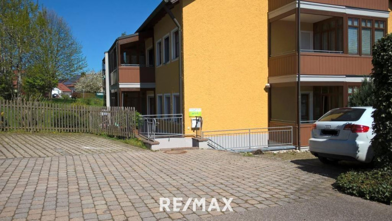 Wohnung - 94099, Ruhstorf - Souterrainwohnung in gepflegter Wohnanlage