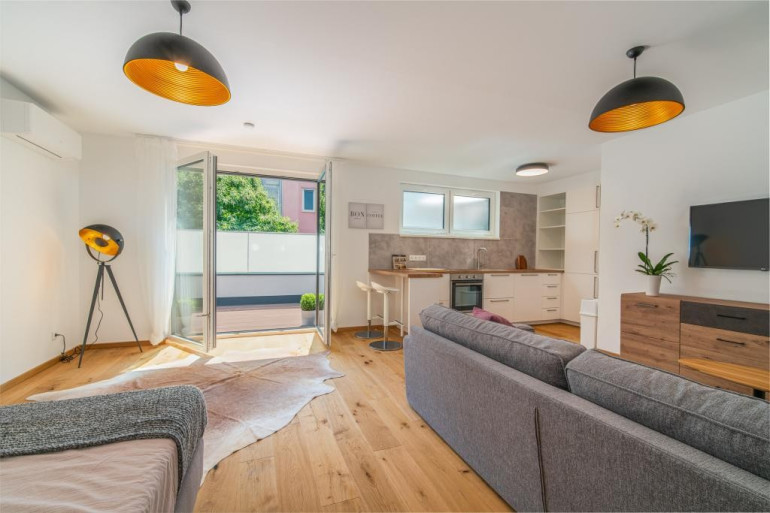 Wohnung - 1180, Wien - Luxuriöses vollmöbliertes Terrassenstudio mit Grünblick in Ruhelage - All In Miete