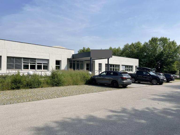 Halle / Lager / Produktion - 9020, Klagenfurt - Büro,- Gewerbe,-Lagerflächen - voll vermietet