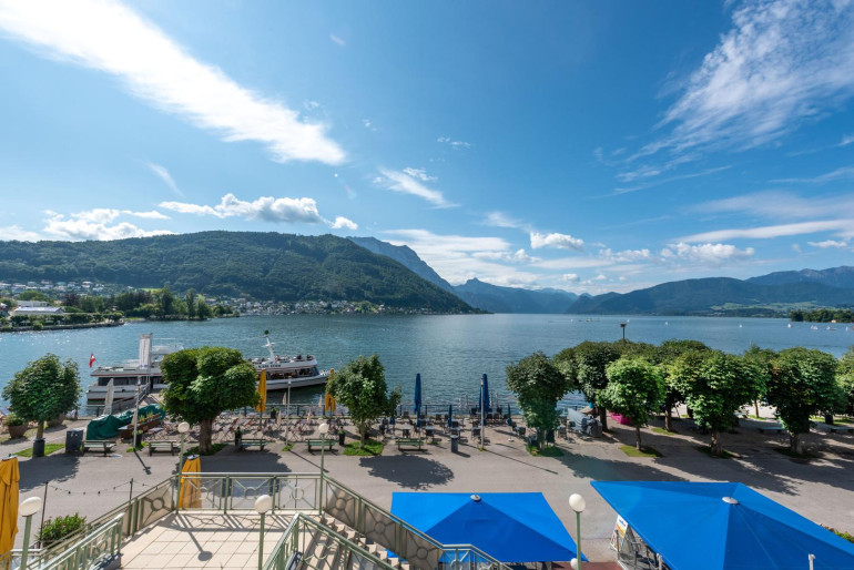 Halle / Lager / Produktion - 4810, Gmunden - Ihre neue Praxisadresse am Traunsee – zentrale Lage und großzügige Räumlichkeiten