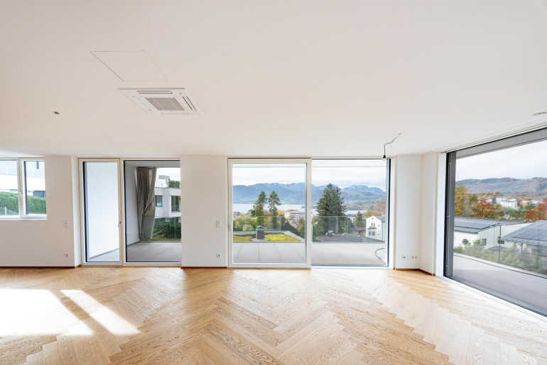 Wohnung - 4810, Gmunden - Ikonisches Penthouse mit Eigengarten, großer Terrasse und SEEBLICK