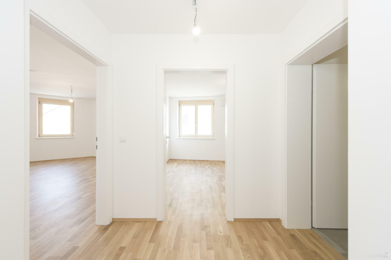 Wohnung - 8430, Leibnitz - Liebevolles 2-Zimmer Zuhause mit großzügigen Fensterflächen inkl. Carportabstellplatz!