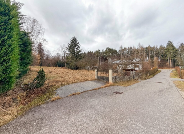 Grundstück - 3013, Pressbaum - 1.198 m2 großes Baugrundstück in Grünruhelage im Ortsteil Bartberg beim Wienerwaldsee! 14 Minuten zur Wiener Stadtgrenze!