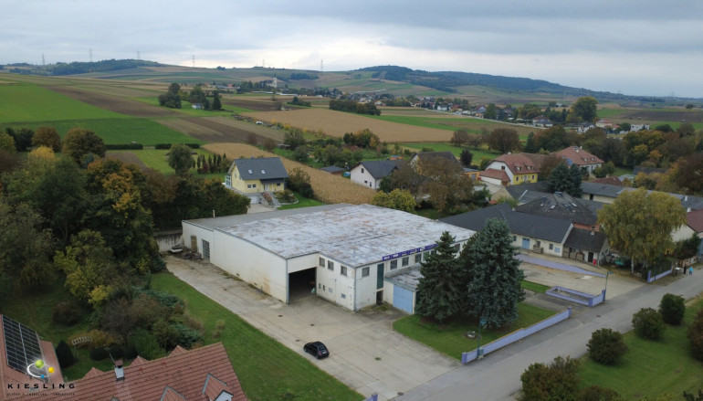 Halle / Lager / Produktion - 2004, Niederfellabrunn - Gewerbehalle als Lager oder zum Umbau/Sanierung/Entwicklung