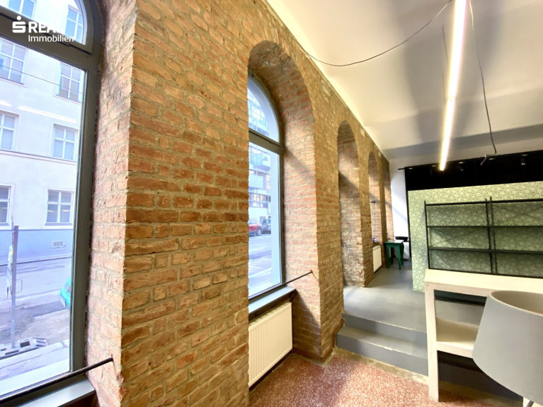 Einzelhandel - 1050, Wien - Repräsentative Lokalflächen mit Garagenbox für 2 PKW