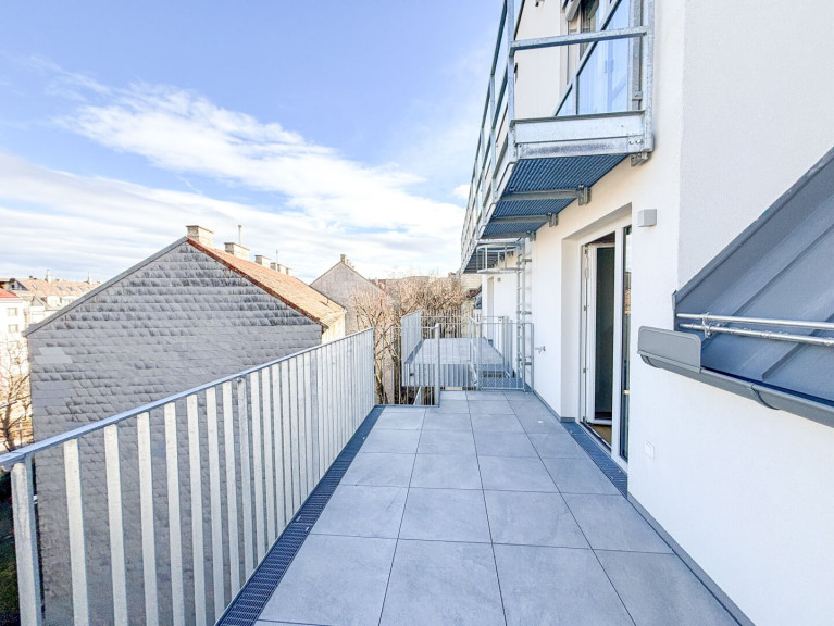 Wohnung - 1170, Wien - WUNDERSCHÖNE DACHGESCHOSSWOHNUNG *INKL. EINBAUKÜCHE* - SOFORT BEZIEHBAR -