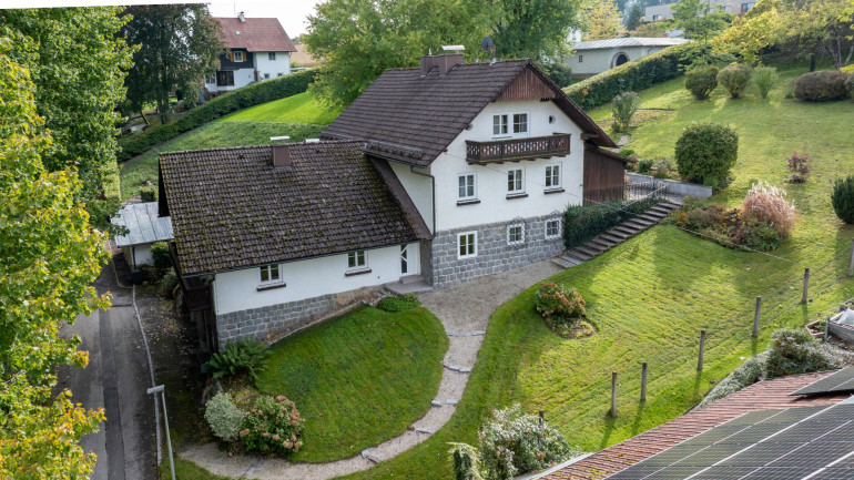 Zinshaus Renditeobjekt - 4971, Aurolzmünster - Vielseitige Immobilie in bester Lage perfekt für Investoren