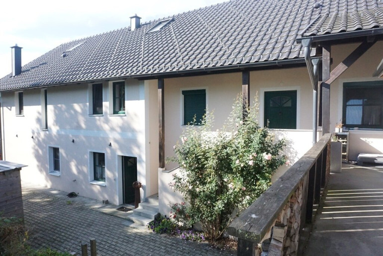 Haus - 4753, Taiskirchen im Innkreis - Ihr neues Zuhause - charmantes Familienhaus mit vielen Extras in Ruhelage