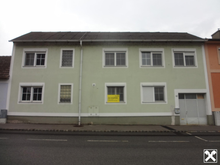 Haus - 2452, Mannersdorf am Leithagebirge - Einfamilienhaus mit 6 Zimmer und großem Potential !