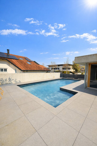 Wohnung - 6922, Wolfurt - Exklusive 7-Zimmer-Gartenwohnung mit Pool & vielen Extras