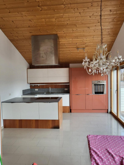 Wohnung - 6800, Feldkirch - Charmante 4-Zimmer-Wohnung mit großzügiger Terrasse und Garten in Meiningen