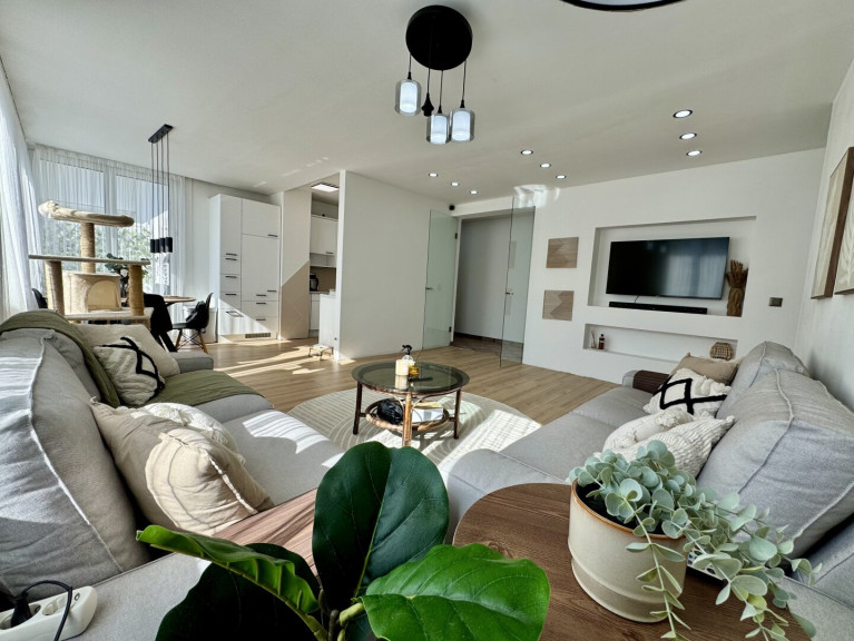 Wohnung - 4050, Traun - Wohnen mit Schlossblick: Moderne Wohnung im Ärztezentrum