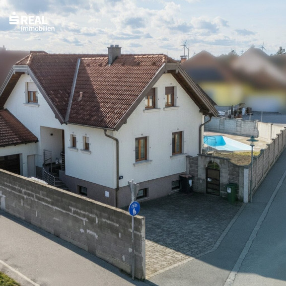 Haus - 2460, Bruck an der Leitha - großzügiges, modernisiertes Einfamilienhaus mit Swimming Pool, Keller & Garage in Bruck an der Leitha