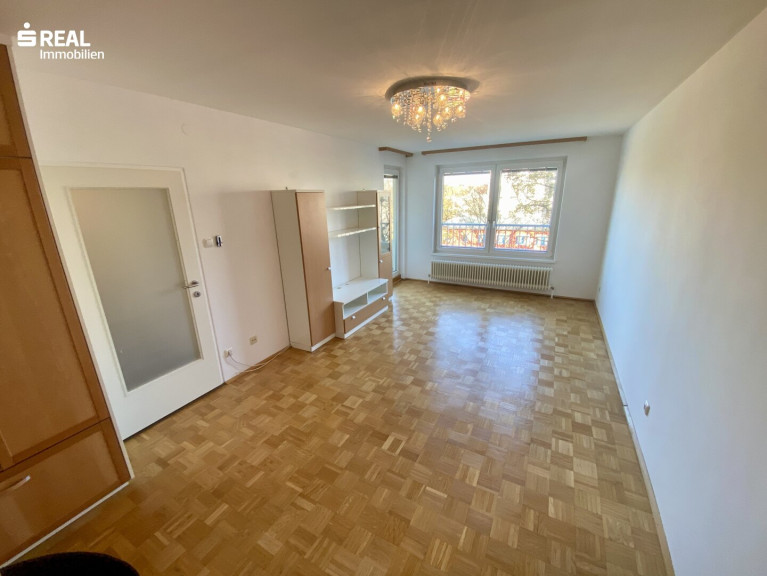 Wohnung - 1100, Wien - Freizeitgebiet Wienerberg, 3 Zimmer & Loggia (Heizung/Warmwasser inkludiert)