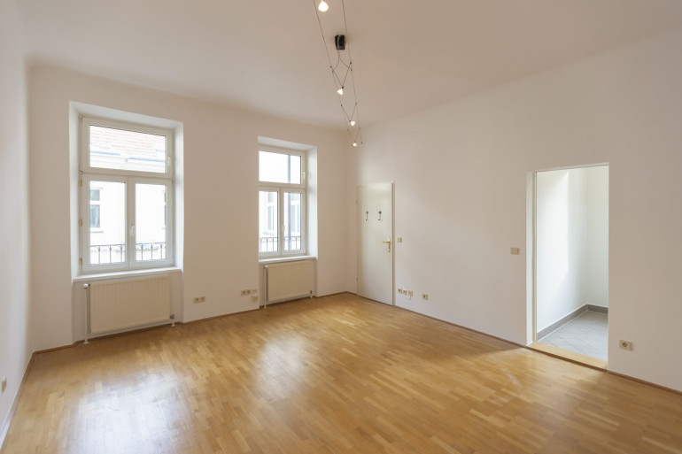 Wohnung - 1150, Wien - Preysinggasse - hofseitige Altbaugarconniere Nähe U3 zu verkaufen