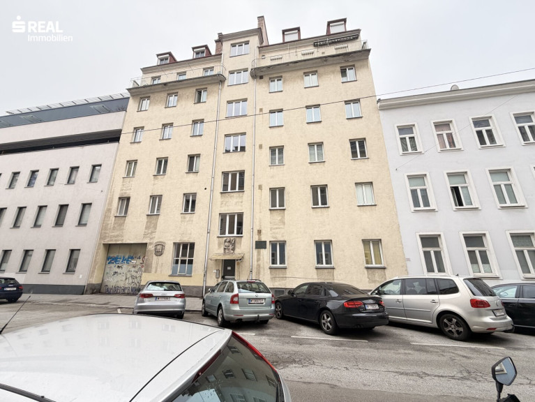 Wohnung - 1100, Wien - Hofruhelage - 2-Zimmer-Wohnung – Ideal für kreative Renovierer nur 180.000,- €