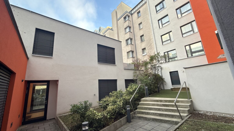 Büro / Praxis - 1100, Wien - Einzigartiges Büro mit toller Terrasse!