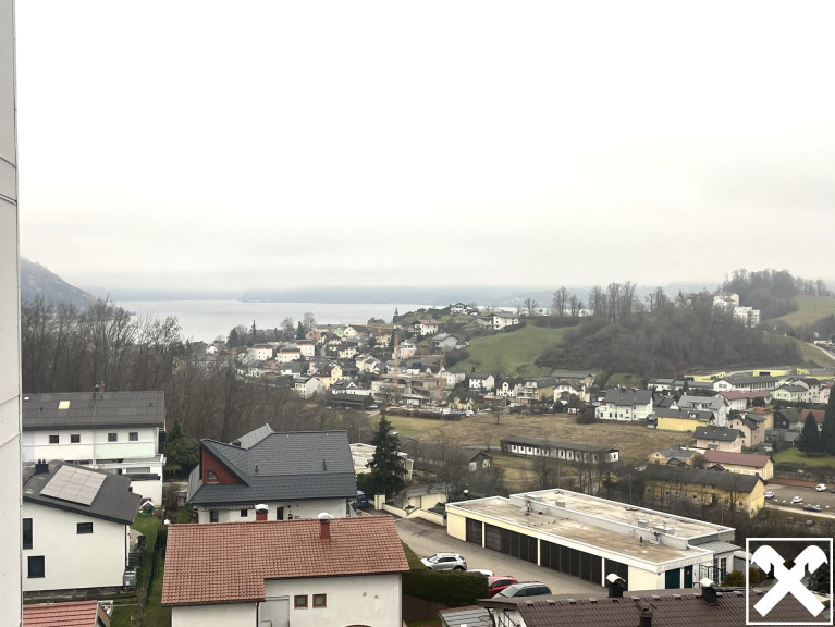 Wohnung - 4810, Gmunden - Kompakte Wohnqualität über den Dächern von Gmunden mit schönem Weitblick