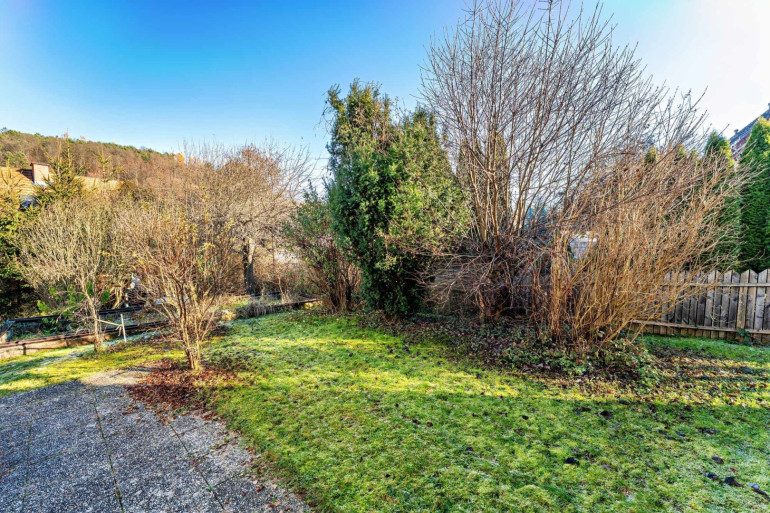 Grundstück - 8047, Graz - Ruhiges Baugrundstück in guter Lage mit Altbestand