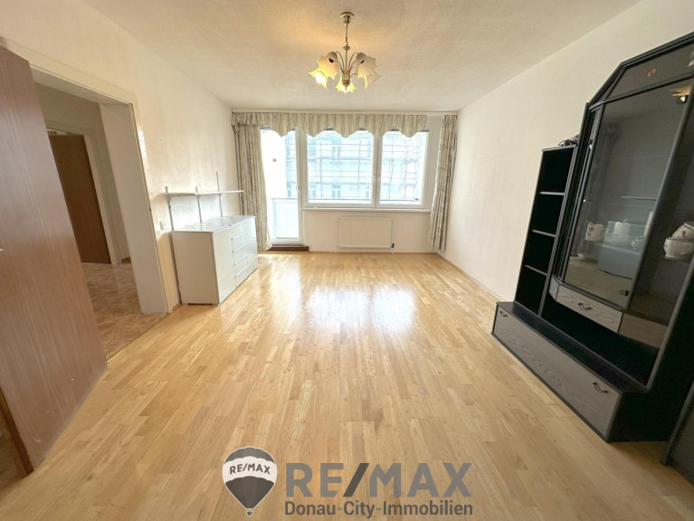 Wohnung - 1100, Wien, Favoriten - <b>&apos;&apos;Wohnen &amp; Investieren: 3-Zimmer Wohnung mit Loggia &amp; Stellplatz – freier Mietzins!&quot;</b>