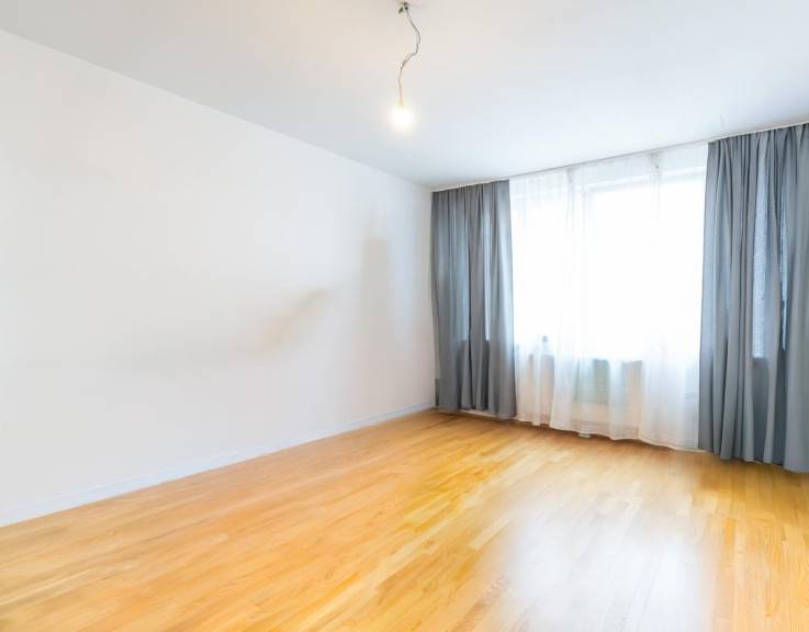 Wohnung - 1210, Wien - Besichtigung Freitag 12.12.: Tolle Einzimmer Wohnung - schön saniert - gut gelegen - neue Küche